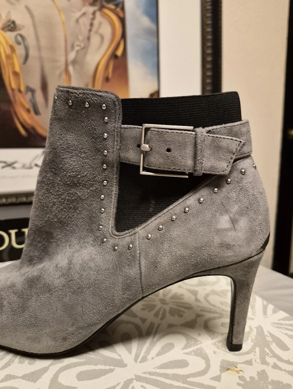Calvin Klein Jozie Gray Suede Boots W/Side Zip Silver Accents Size 7